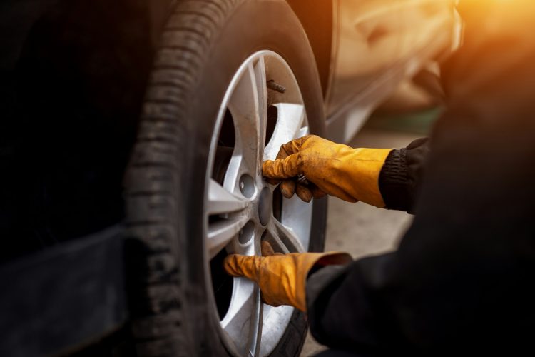 mechanic repair tire